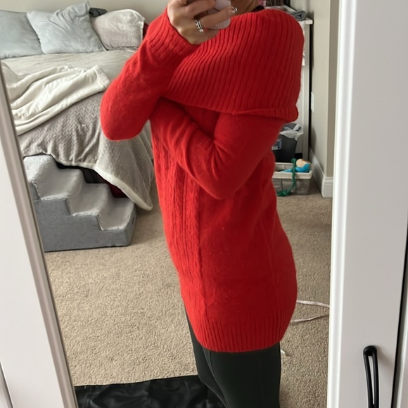 Moda Holiday Tunic Sweater - Picture 2 of 5